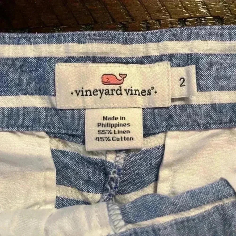 Vineyard vines shorts - Picture 3 of 3